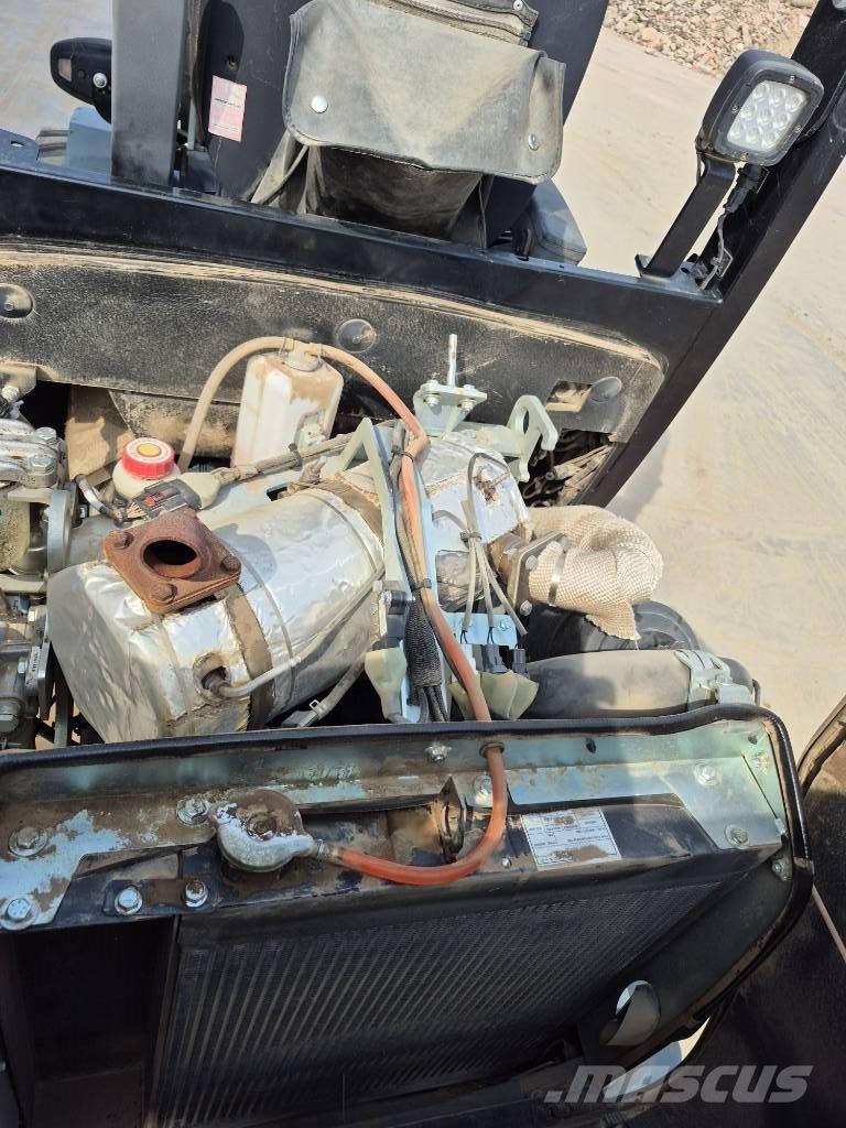 GiANT V 452 T HD Miniładowarki