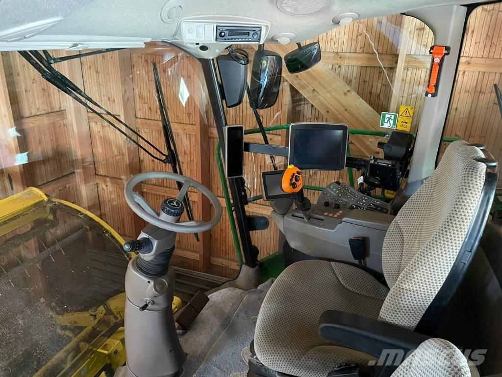 John Deere 8300 Sieczkarnie samojezdne