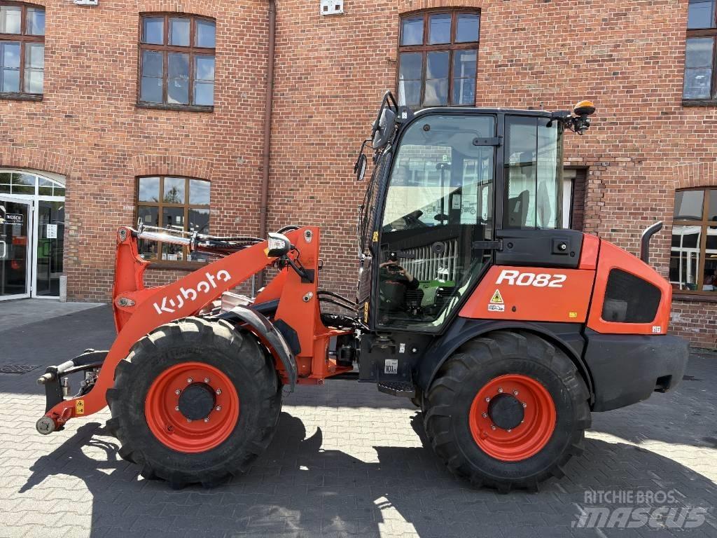 Kubota R 082 Ładowarki kołowe