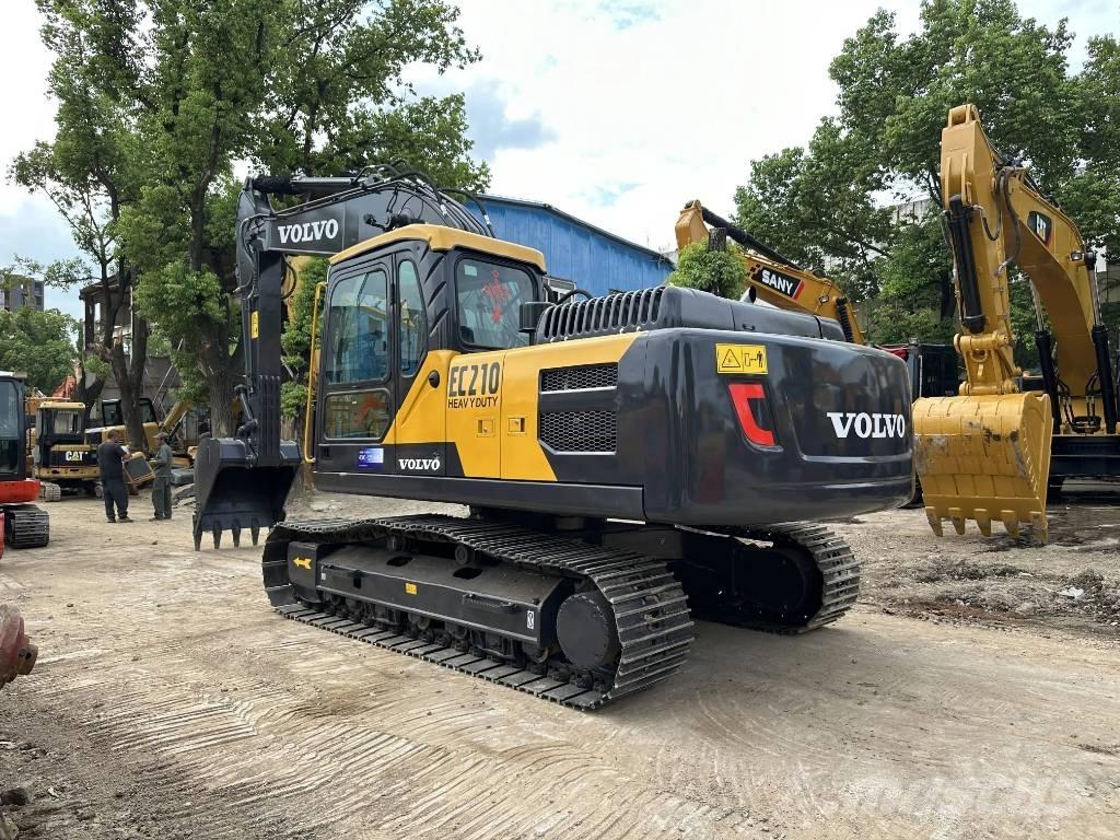Volvo EC210D Koparki gąsienicowe