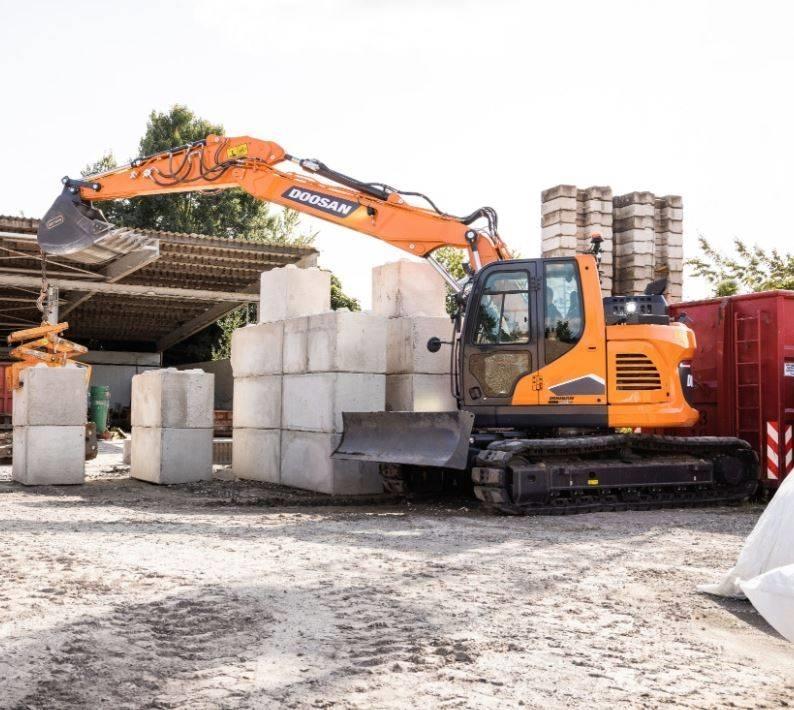 Develon DX140LCR-7 Koparki gąsienicowe