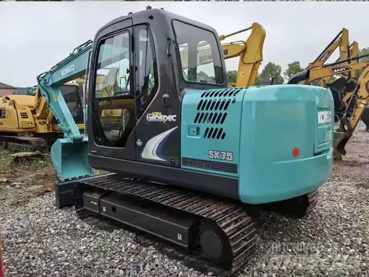 Kobelco SK75 Koparki gąsienicowe