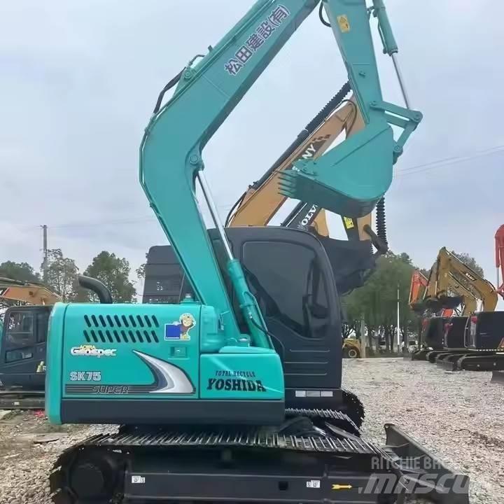 Kobelco SK75 Koparki gąsienicowe