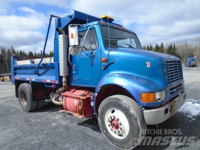 International 8100 Wywrotki