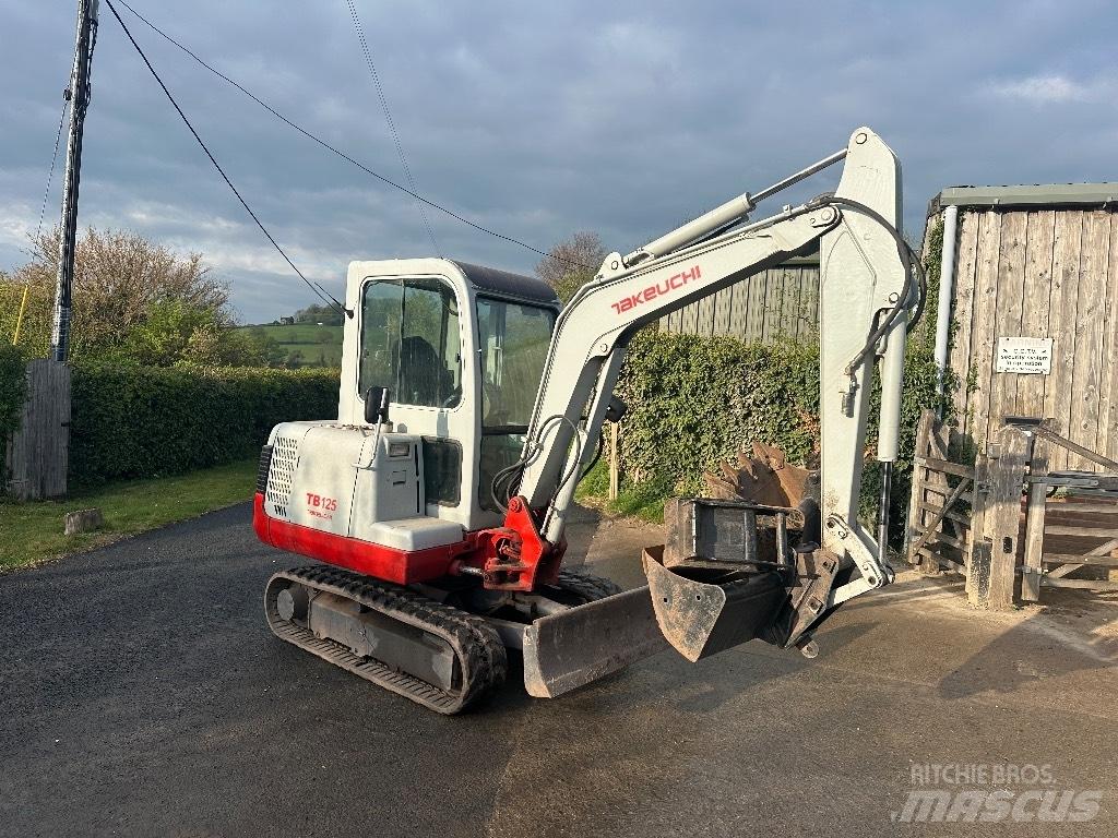 Takeuchi TB 125 Minikoparki
