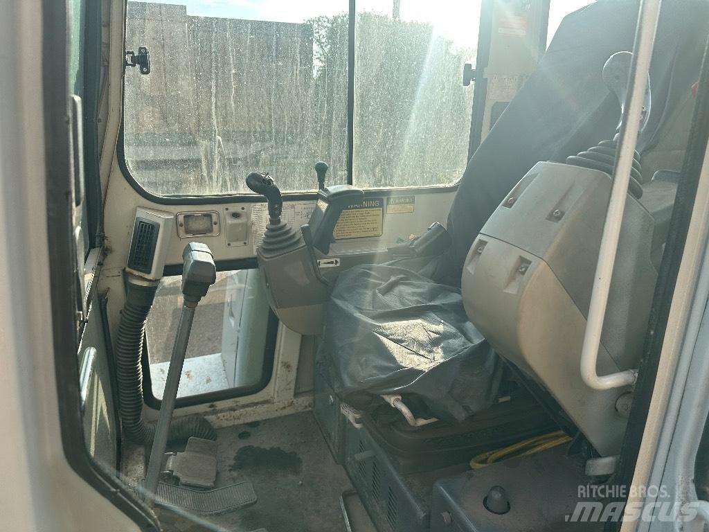 Takeuchi TB 125 Minikoparki