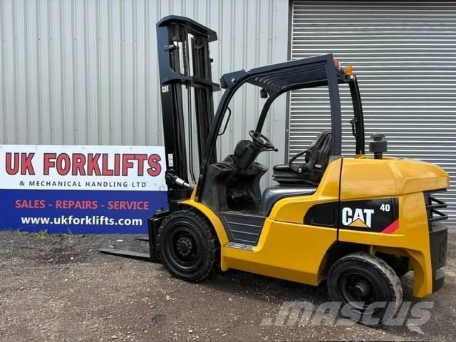 CAT DP40NT Wózki Diesla