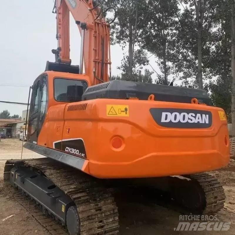 Doosan DX 300 Koparki gąsienicowe