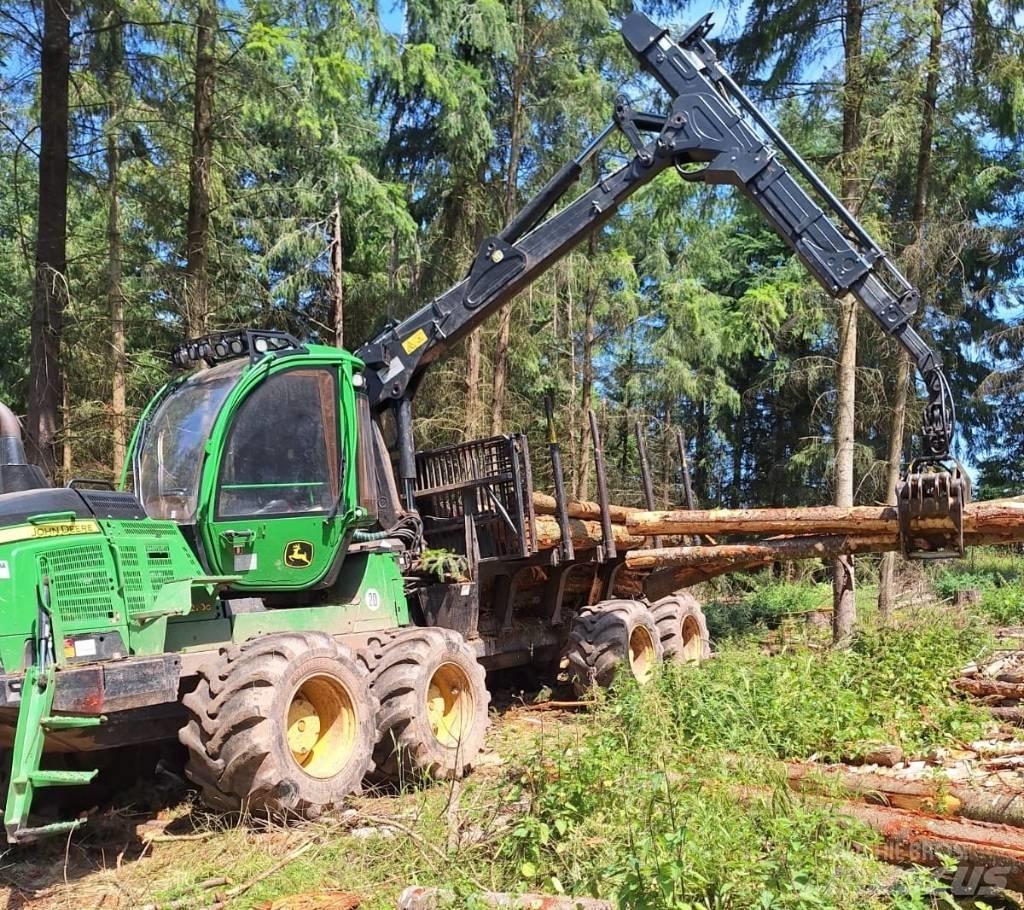 John Deere 1210 G Forwardery