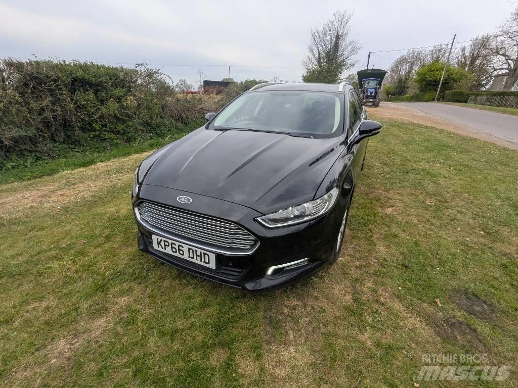 Ford Mondeo Samochody osobowe