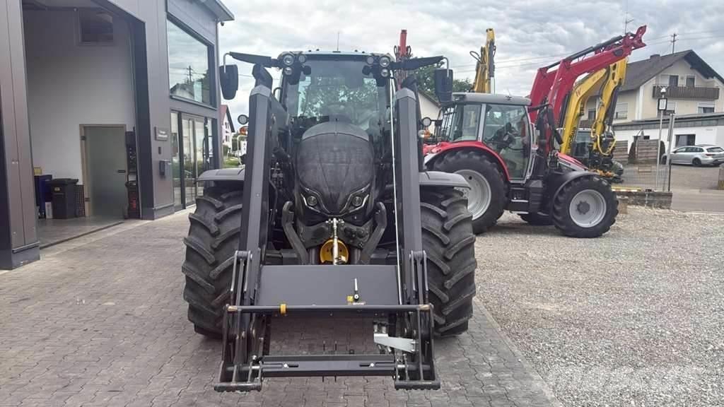 Valtra N175 Ciągniki rolnicze