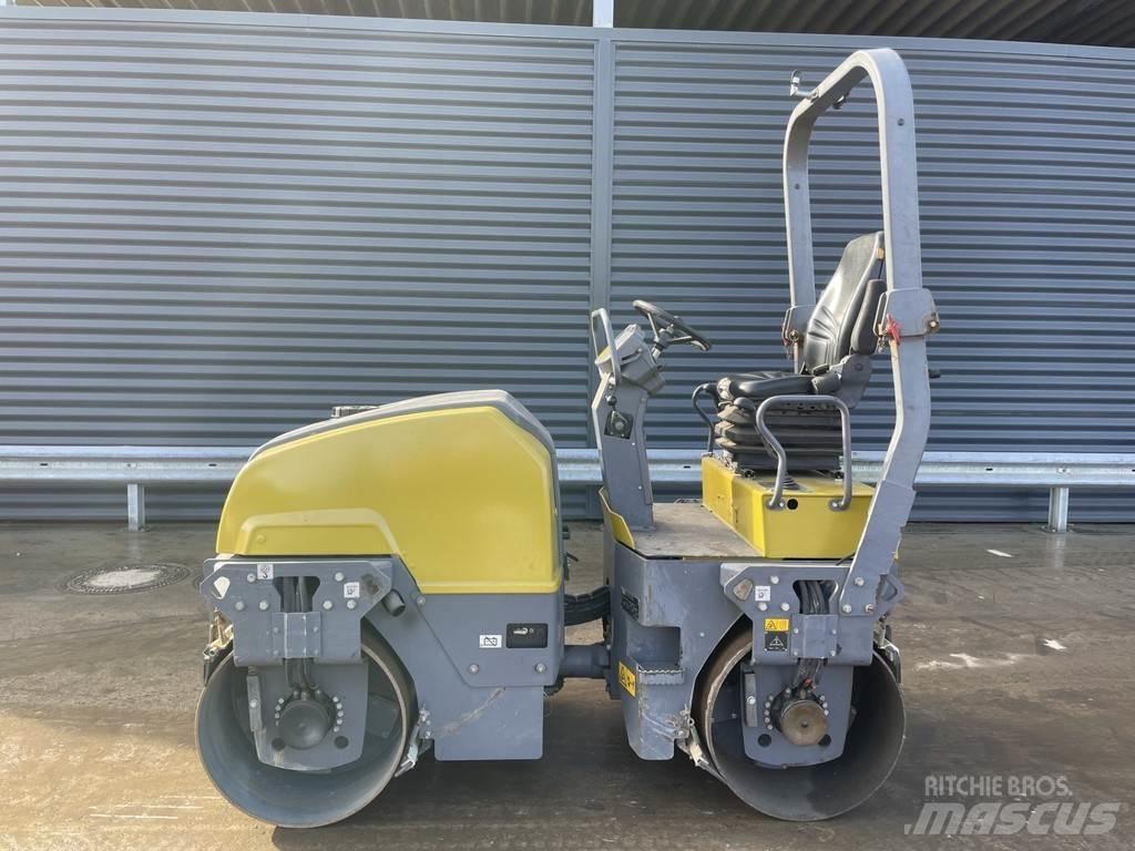 Dynapac CC1200 Walce dwubębnowe