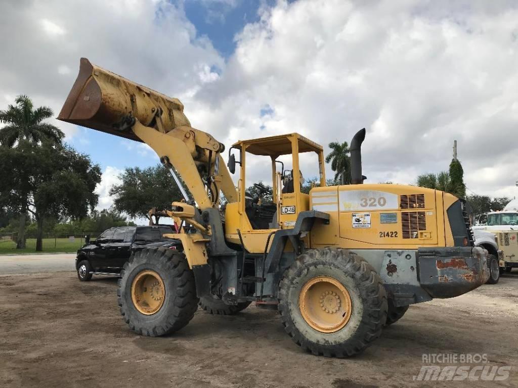 Komatsu WA320-5 Ładowarki kołowe