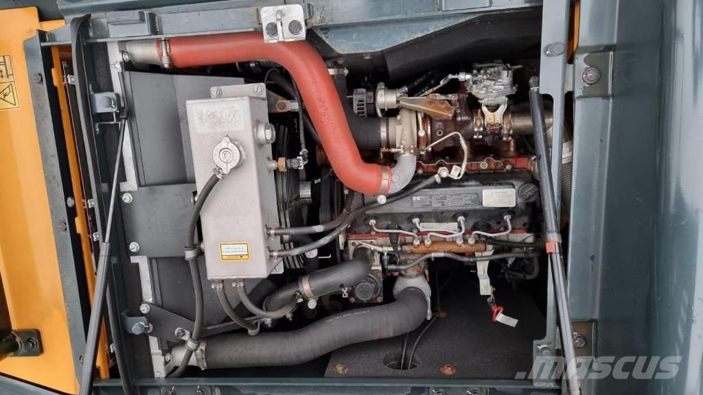 Hyundai HX 140 AL Koparki gąsienicowe