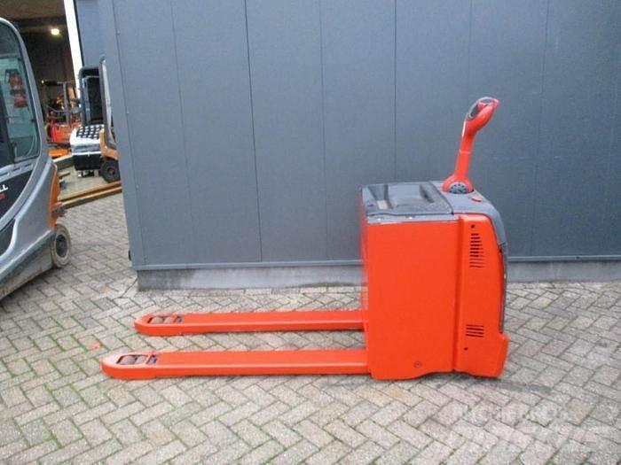 Linde T30 Wózki widłowe unoszące