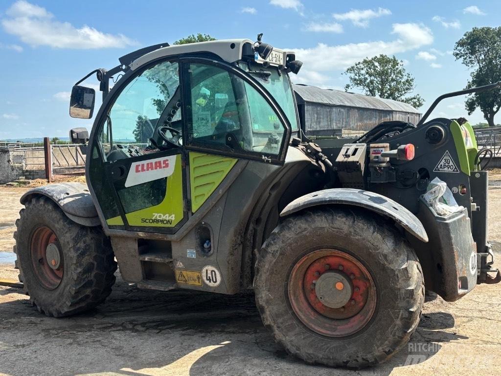 CLAAS Scorpion 7044 Ładowarki rolnicze