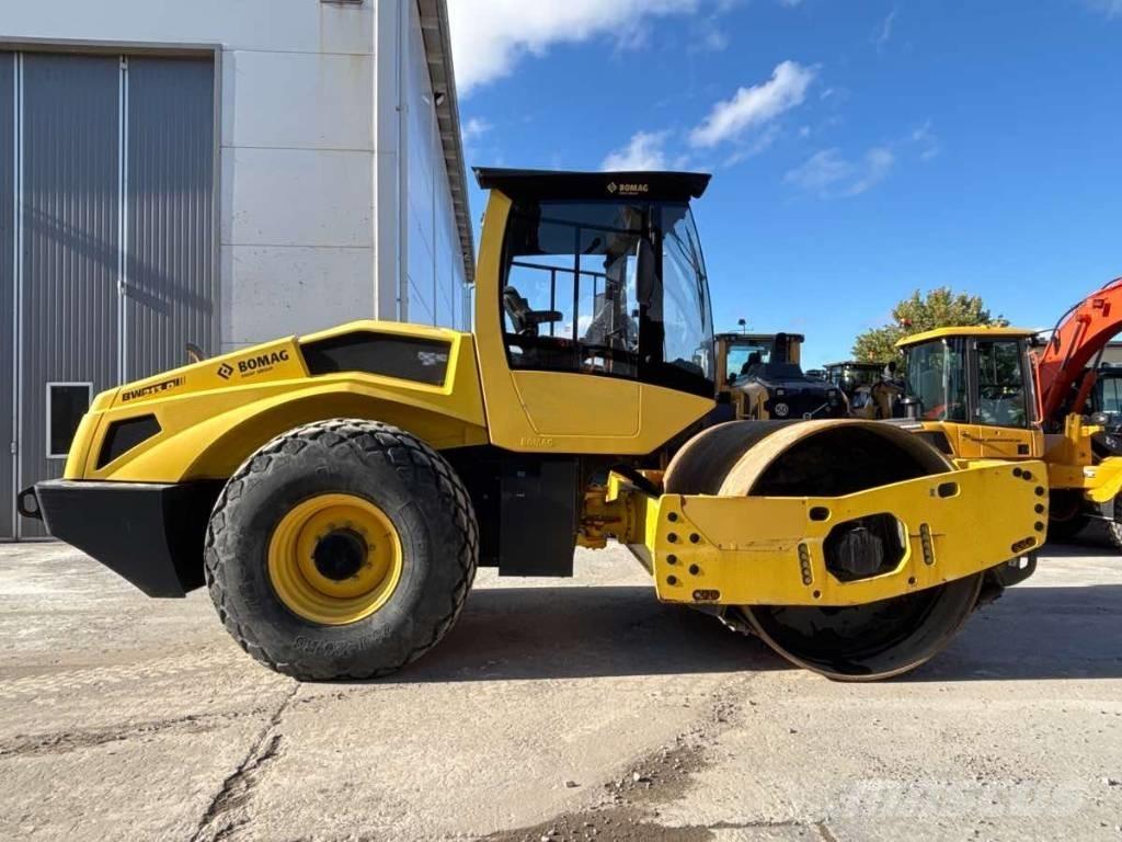 Bomag BW213D-5 Walce jednobębnowe