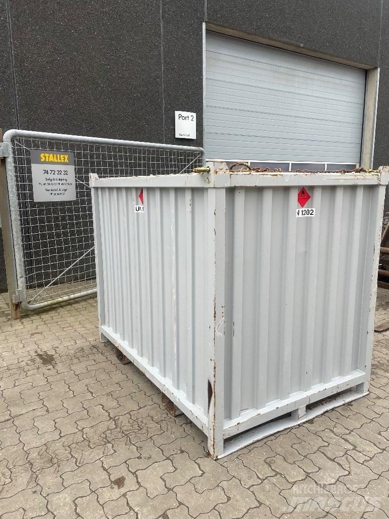  Tank 1500 L Maszyny budowlane - Inne