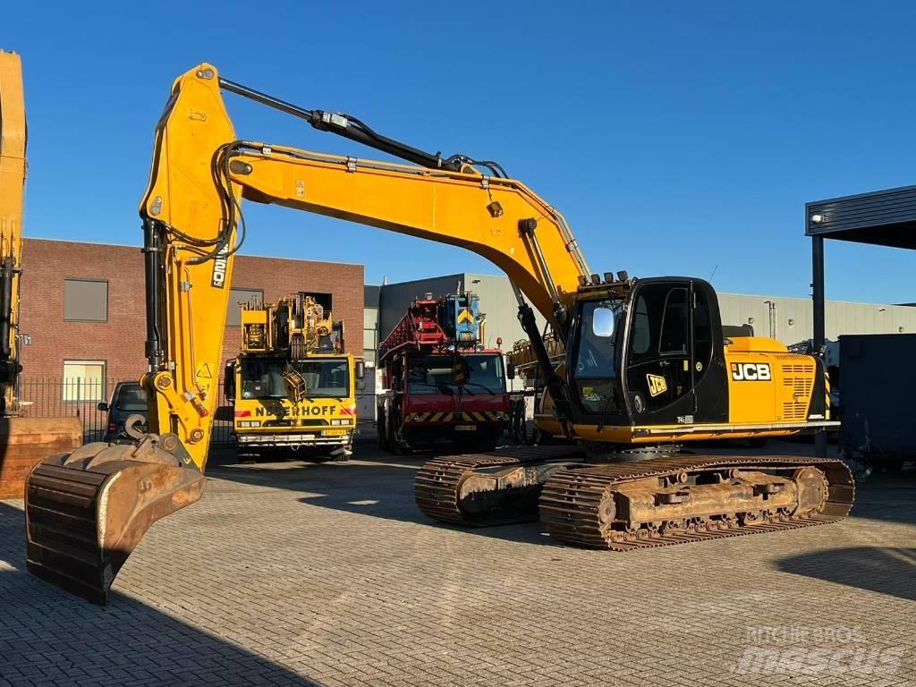 JCB JS 220 LC Koparki gąsienicowe