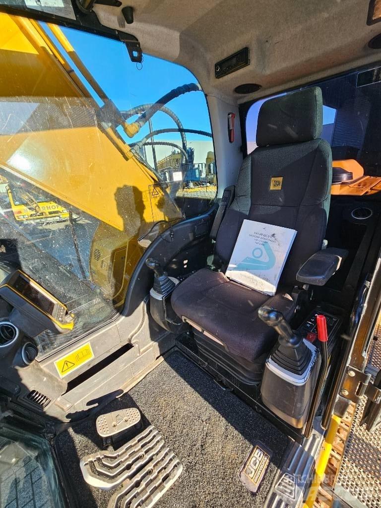 JCB JS 220 LC Koparki gąsienicowe