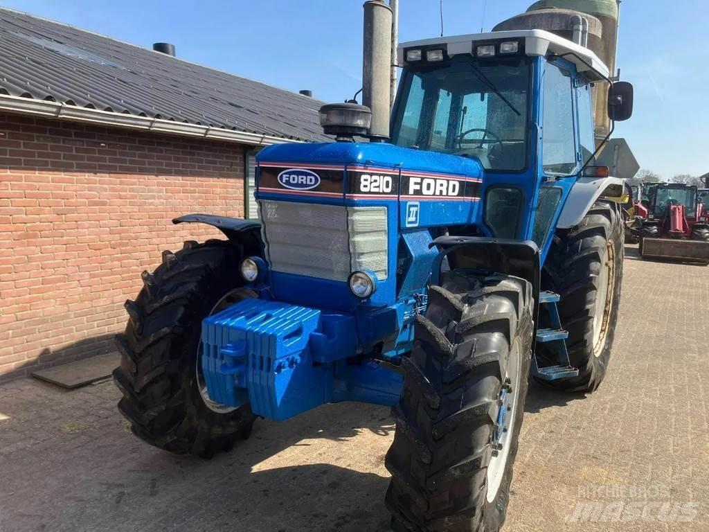 Ford 8210 gen 2 Ciągniki rolnicze