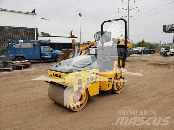 Sakai SW300 Walce jednobębnowe