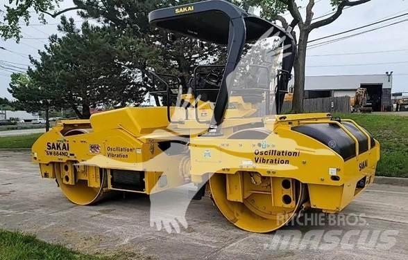 Sakai SW884ND Walce jednobębnowe