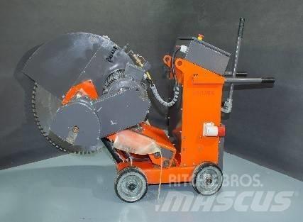 Husqvarna FS1200 Maszyny budowlane - Inne