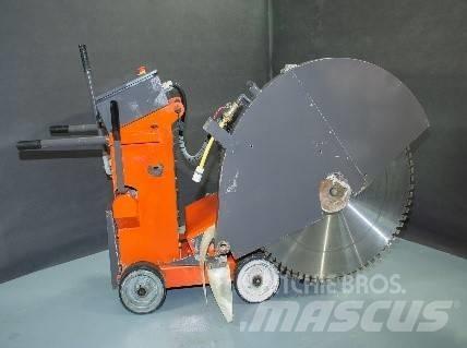 Husqvarna FS1200 Maszyny budowlane - Inne