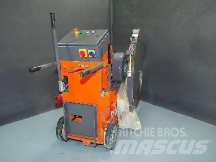 Husqvarna FS1200 Maszyny budowlane - Inne