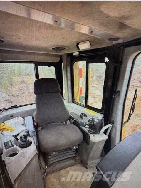 CAT D 6 T Spycharki gąsienicowe