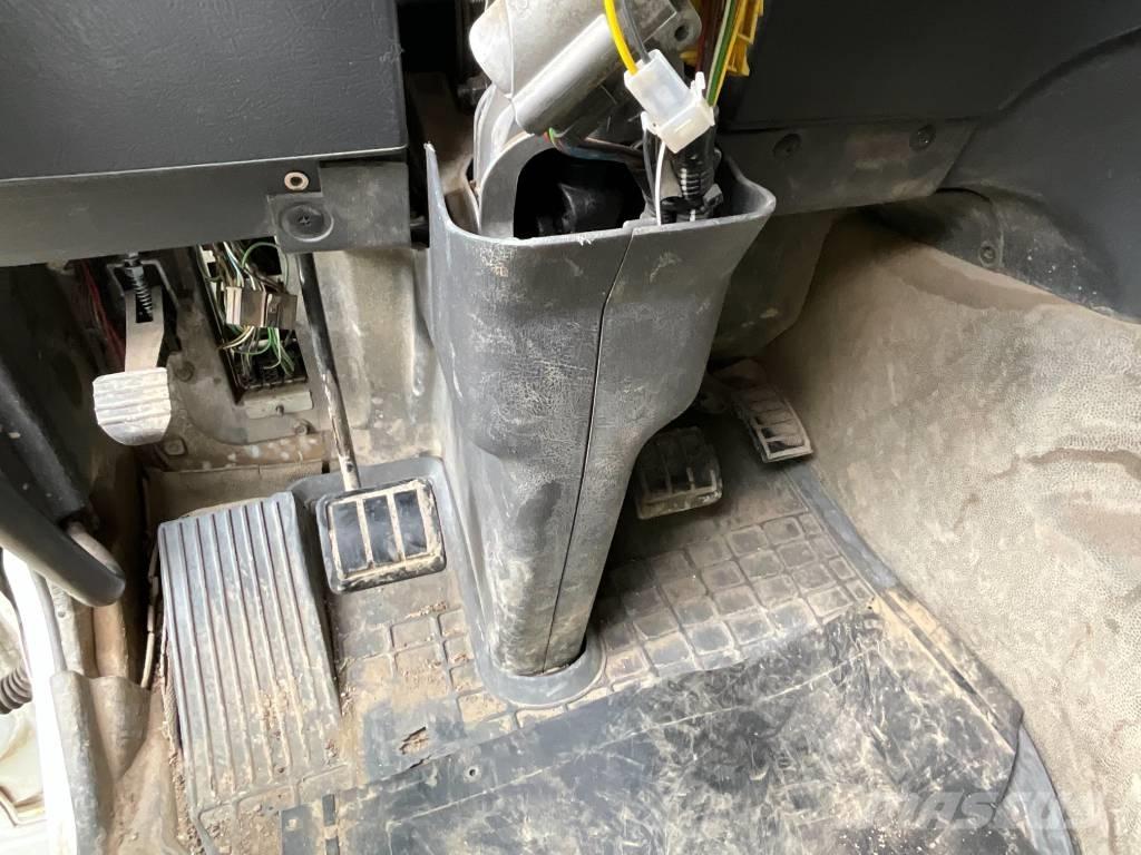 Yanmar TW 95 Koparki kołowe