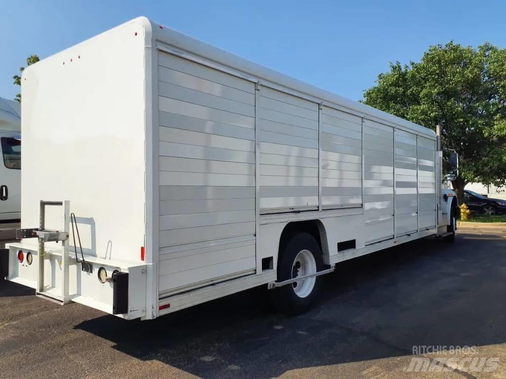 International 4300 Samochody do transportu napojów