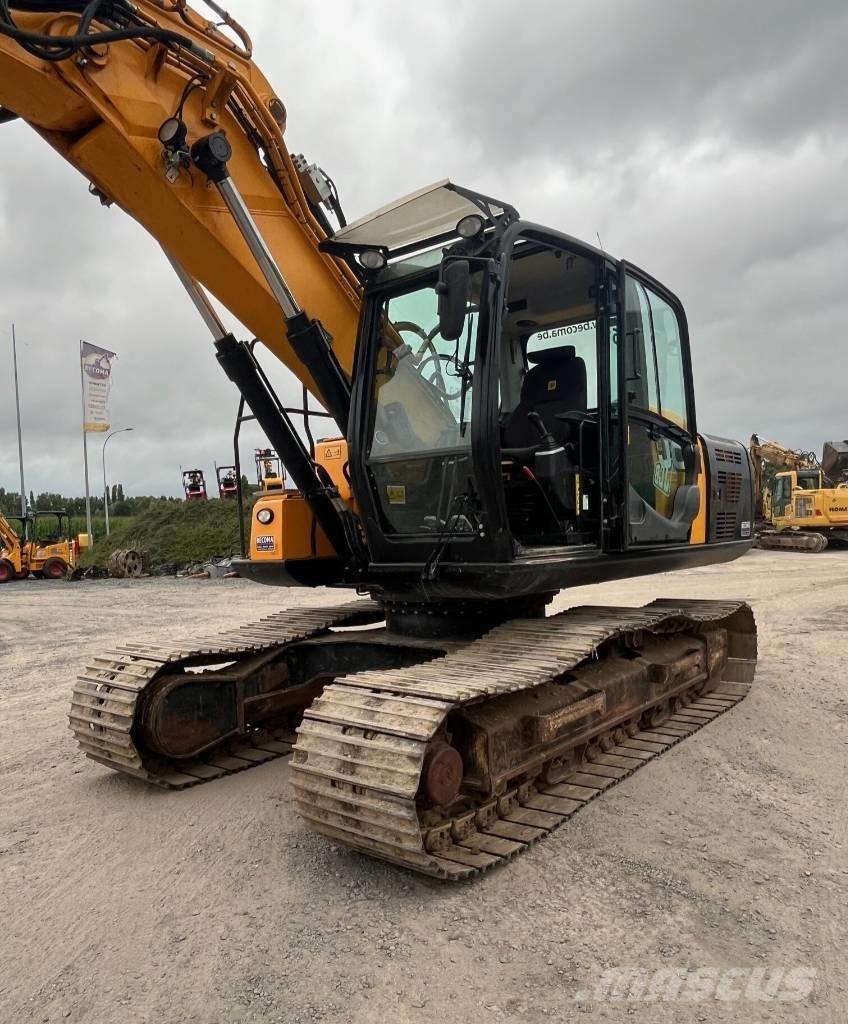 JCB JS 220 Koparki gąsienicowe