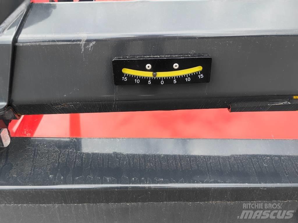 Kubota DMC 6332T Kosiarki ze wstępną obróbka paszy