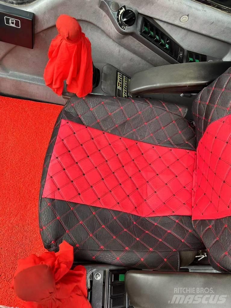Volvo 240DL Koparki gąsienicowe