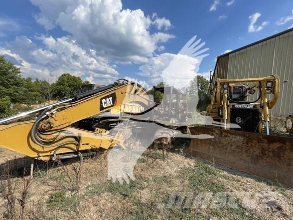 CAT 320 Koparki gąsienicowe