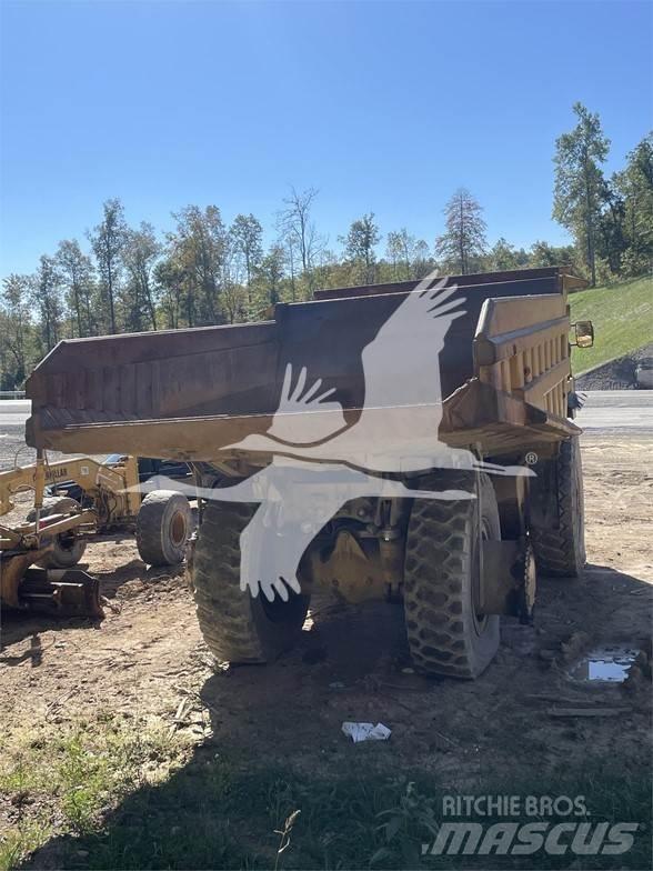 CAT 777B Wozidła przegubowe
