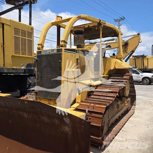 CAT D6M Spycharki gąsienicowe