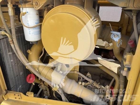 CAT D6R Spycharki gąsienicowe