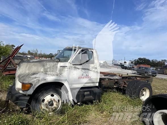 Ford F800 Pojazdy pod zabudowę