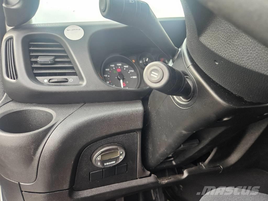 Iveco Daily 70C17 Samochody dostawcze ze skrzynią zamkniętą