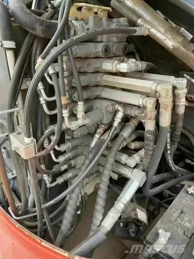 Kubota 165 Koparki gąsienicowe