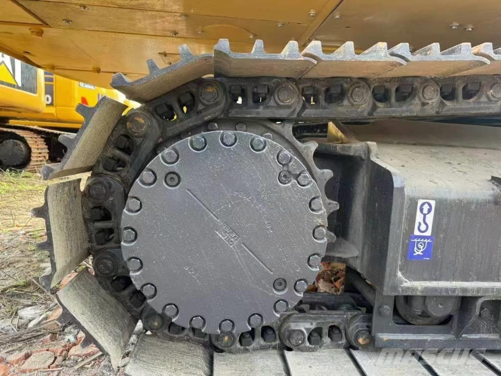 Komatsu 360-7 Koparki gąsienicowe