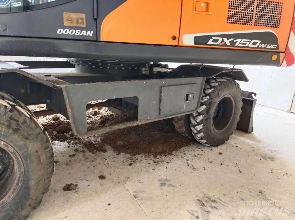 Doosan DX 150W-9C Koparki kołowe