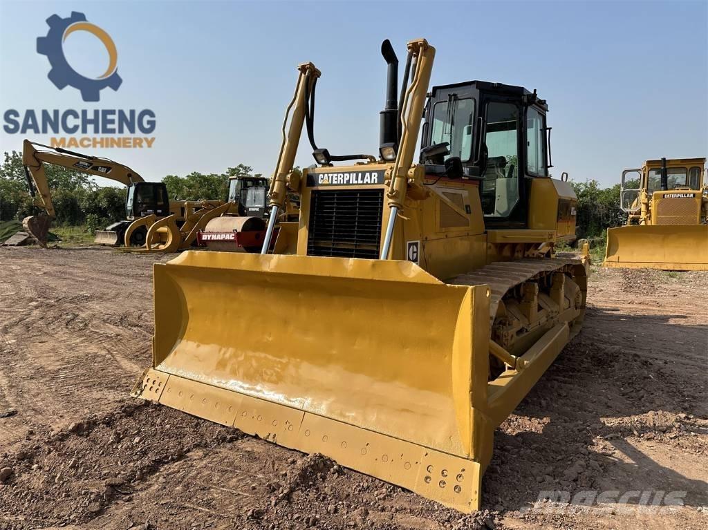 CAT D6G Spycharki gąsienicowe