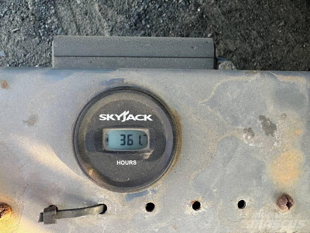 SkyJack SJ 4632 Podnośniki nożycowe