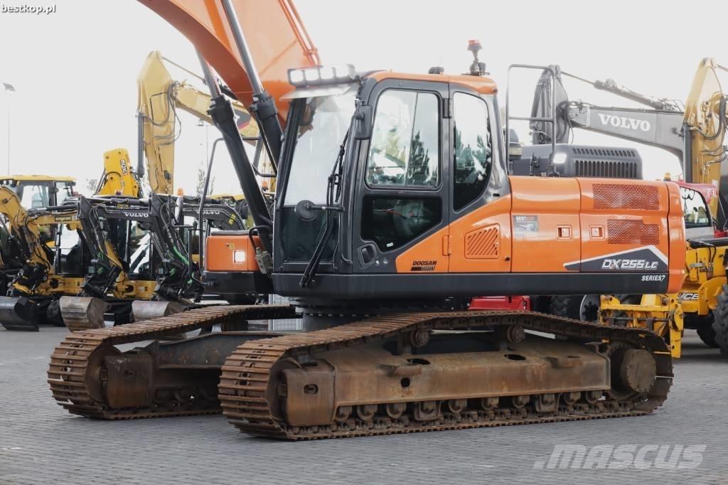 Doosan DX 255 LC-7 Koparki gąsienicowe