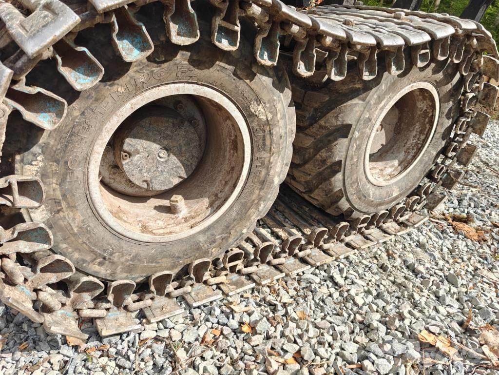 Komatsu 855 Forwardery