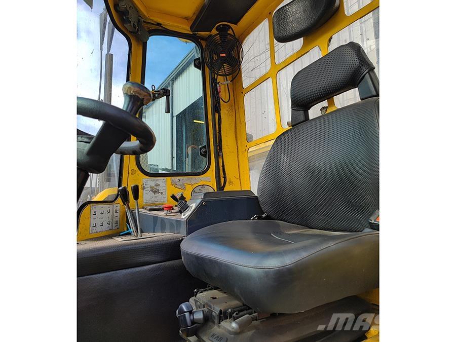 Combilift C4000 Wózki widłowe czterokierunkowe